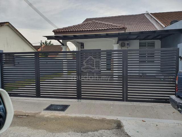 Renovated & Furnished Single Storey End Lot in s2 Garden Home For Sale 1