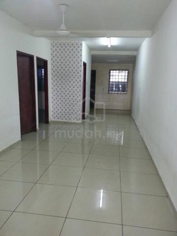 Taman Universiti Skudai Jln Pertanian Low Cost House 2B1B Near UTM 1