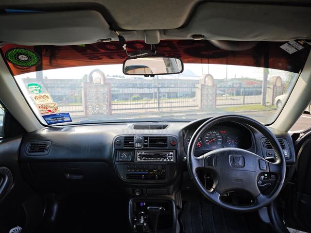 1996 Honda CIVIC 1.6 VTi (A) - 4