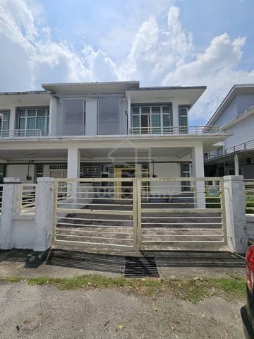 CHEAPEST Double Storey SEMI D SP 10 Bandar Saujana Putra 1