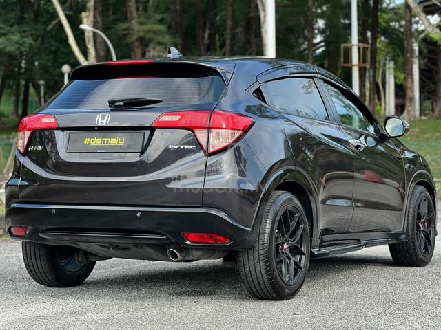 2016 Honda HR-V V 1.8 AT SIDE STEPS, NICE INTERIOR - 5