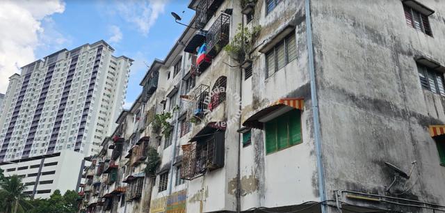 Rumah Pangsa Mewah Indah 4
