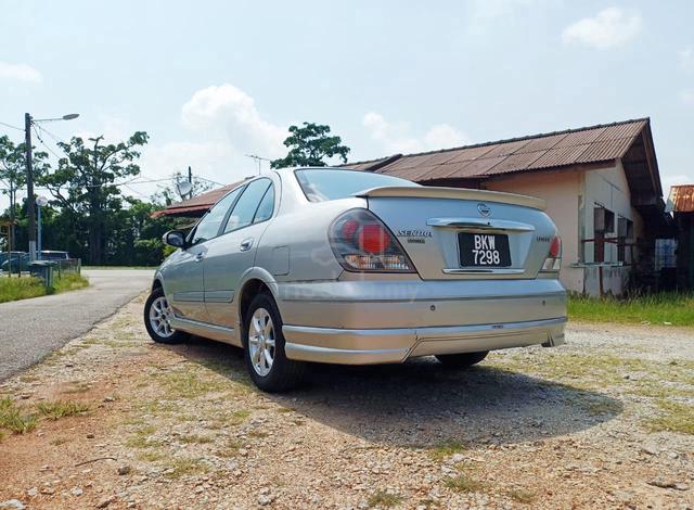 2010 Nissan SENTRA 1.6 SPORT COMFORT N16A (A) - 4