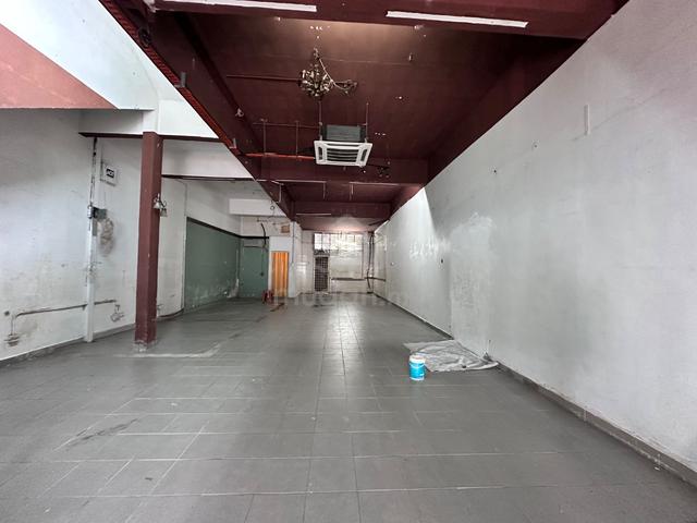 Ground floor shop at TTDI Jaya, Shah Alam. Few units available. 1