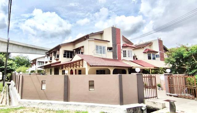 NEAR LRT CORNER LOT Double Storey SS14 Subang Jaya FACING EAST 1