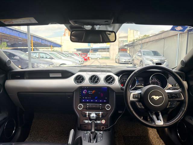 2018 Ford MUSTANG 2.3L ECOBOOST FASTBACK - 3