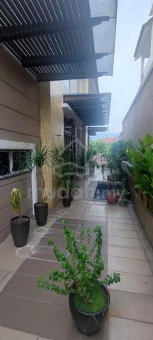 Part Furnished & Renovated Zero-Lot Bungalow Sect 4 Shah Alam dijual 1