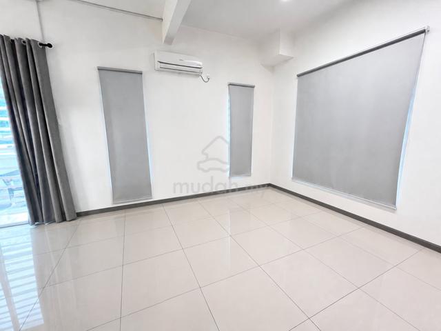 3-Storey Corner Unit @ Maple Residence Sg Puyu Butterworth 1