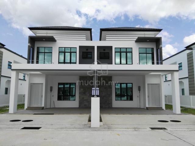【FREEHOLD SEMI-D With Furniture】Full Loan Up to 45K Cash Return !!!! 1