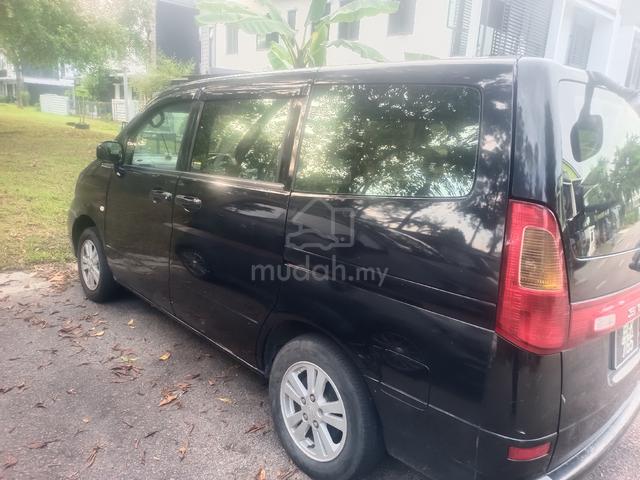 1999 Nissan SERENA 2.0 pc24 - 2