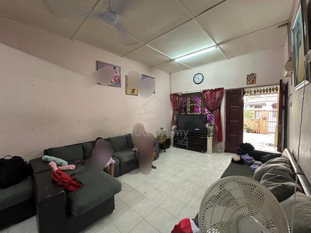Taman Cantik, Kulai, Single Storey, Original unit, limited unit 1
