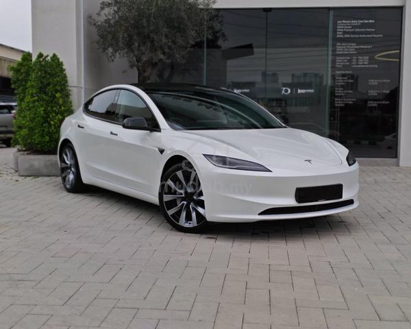 Tesla Model 3 Long Range AWD (2025) - 1