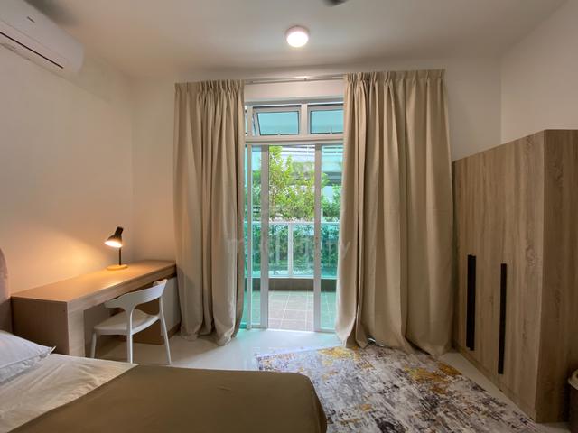Middle Room Attach Bathroom n Balcony Flora Rosa Presint 11 Putrajaya 1