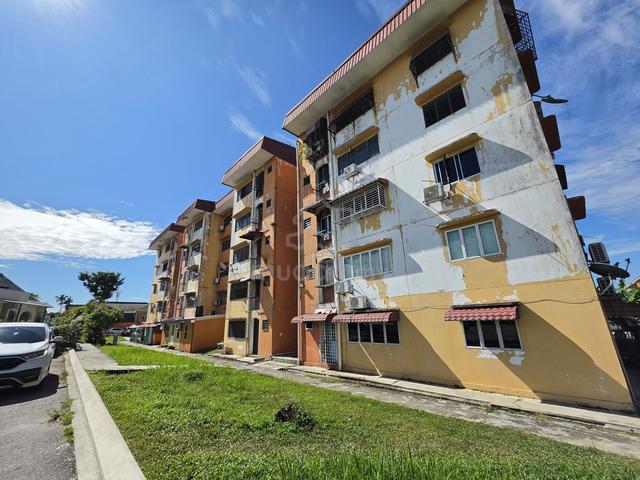 Flat PKNS Seksyen 8 Shah Alam 1