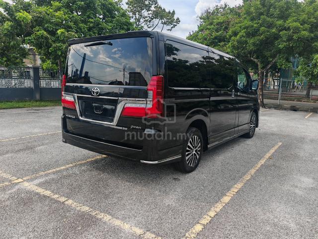 2021 Toyota GRANACE 2.8D Premium 2.8D 4 Pilot Seat - 5