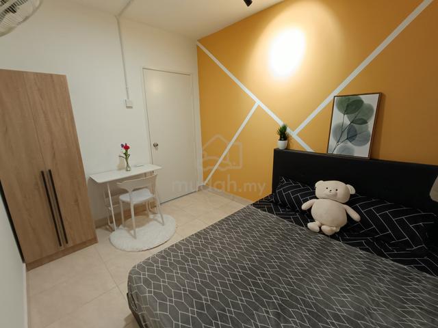 FEMALE Room at Shah Alam Near AEON, MSU, HI-COM Glenmarie for Rent 1