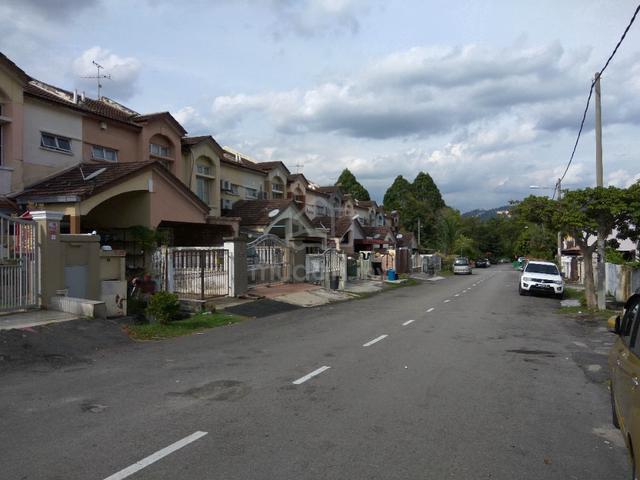 2 Storey Terrace Bandar Mahkota Cheras Near BMC NSK Kajang 1
