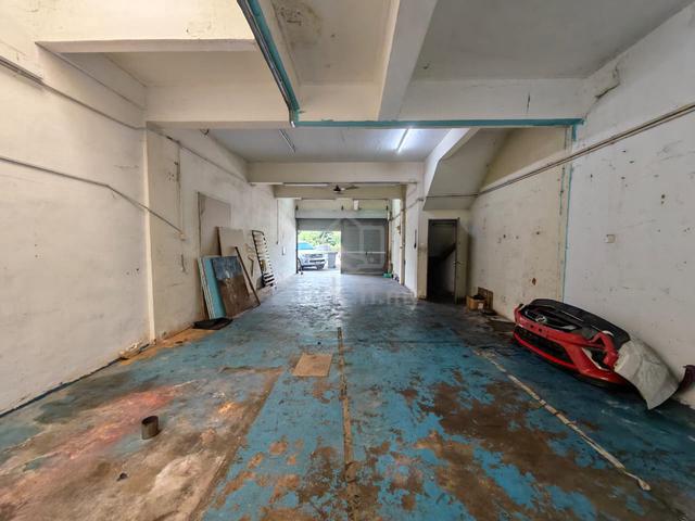 Kawasan Tampoi Perindustrian Double Storey Shop lot perling Kempas 1