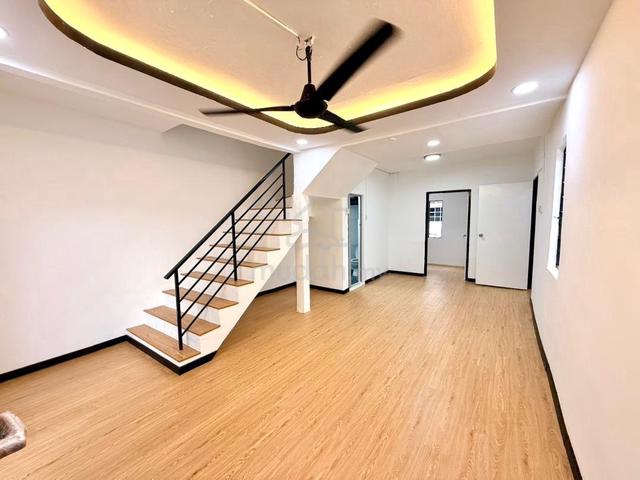 Kluang, Taman Murni 2 Storey Endlot +6"FT Land, Full Loan ,Full Extend 1