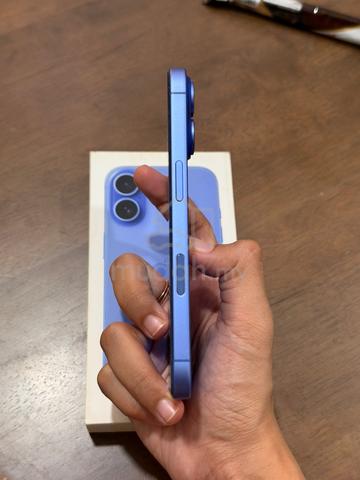 Iphone 16 128 GB - photo 4 of 6