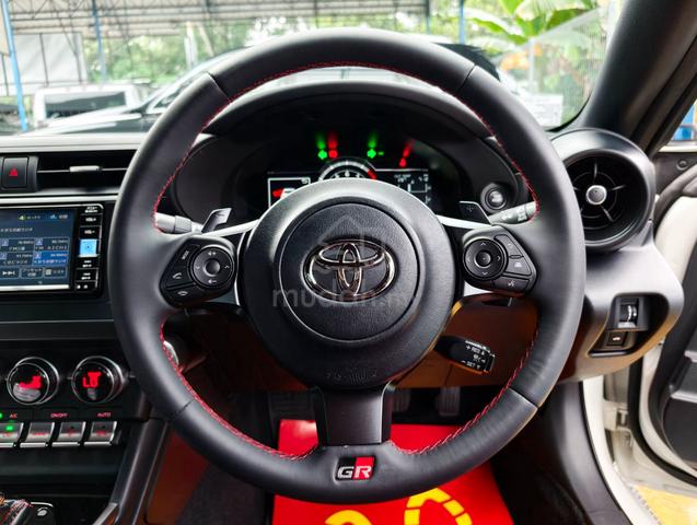 Toyota GR86 2.4 RZ (A) GR 86 LOW MILES 5kKM 2549AP - 4