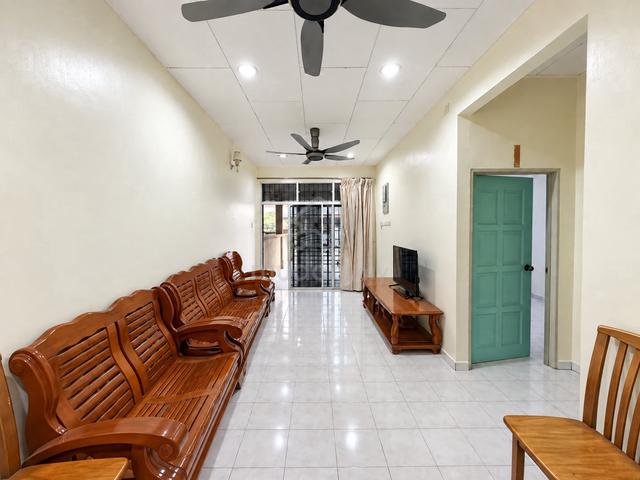 Taman Seruling 1 Stry Semi-D Aircond, Heater , Party Furnish House 1