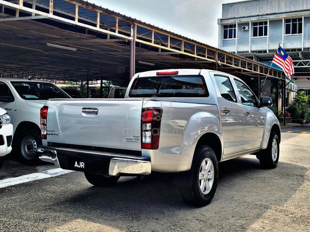 2013 Isuzu D-MAX 2.5 4X4 MT 4WD 1OWN TIP TOP - 5