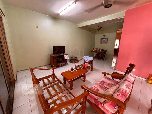 GOOD CONDITION! VALUE BUY! 2 Storey House Angsana Bandar Botanic Klang 1