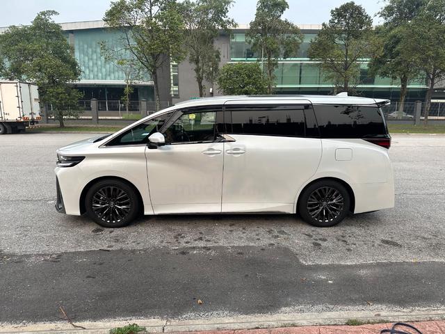 2025 Toyota VELLFIRE Hybrid 2.5 Z PREMIER E Four - 3