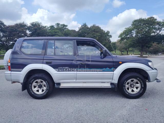 Toyota PRADO 2.7 (M) still1 owner NO OFF ROAD USED - 3