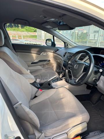2013 Honda CIVIC 1.8 S (A) - 5