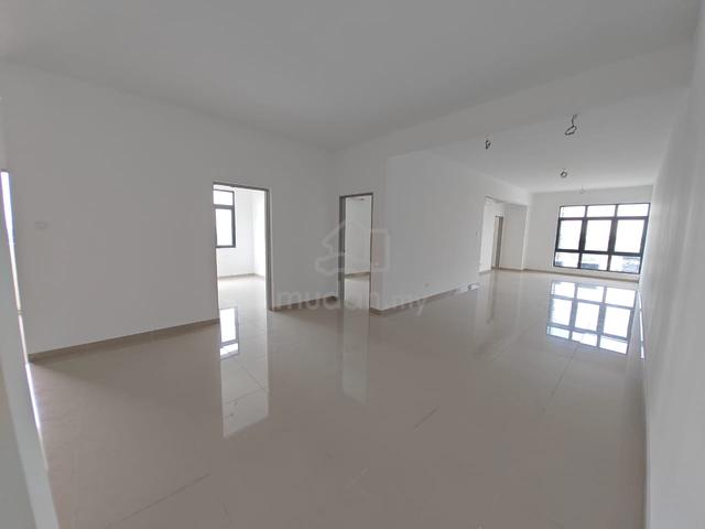 The Louvre @ Country Heights 1