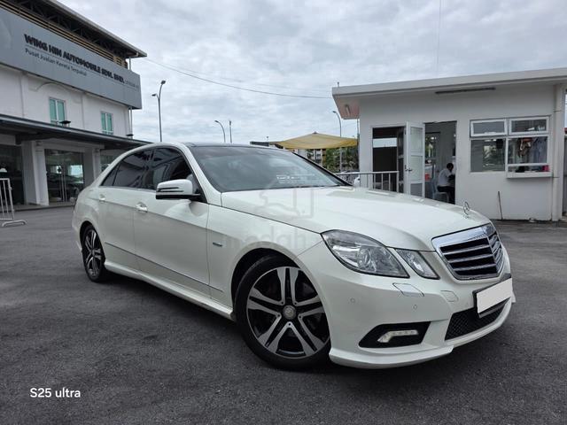 2010 Mercedes Benz E250 CGI BlueEFCY - 1