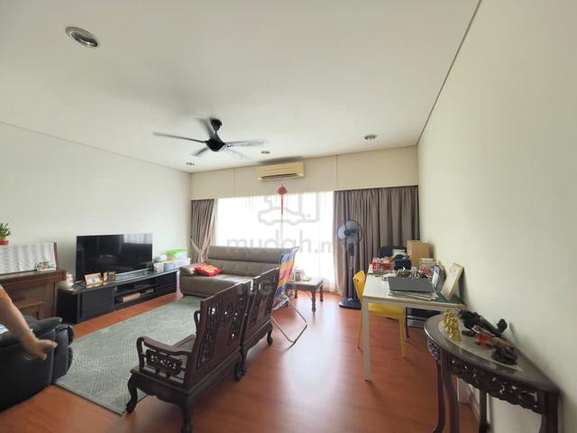 Double Storey Townhouse Corner! Antilla Lagoon Villas Kota Kemuning 1