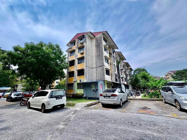 Flat PKNS Seksyen 24 Shah Alam 1