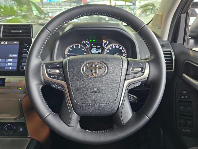 2021 Toyota LandCruise 2.7 Prado 70TH ANNIVERSARY - 3