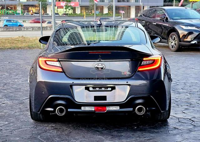 MAXLoan GR 86 RZ AT COUPE 2.0 LEATHER 2022 UNREG - 3