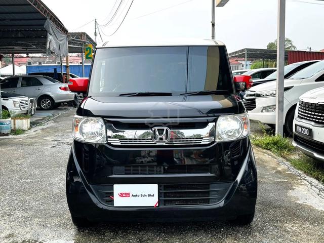 Honda N BOX Slash 0.7 CUSTOM Turbo Retro Design - 4