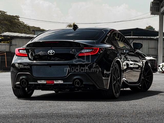 2022 Toyota 86 2.4 GR (custom exhaust,360’, HKS) - 2