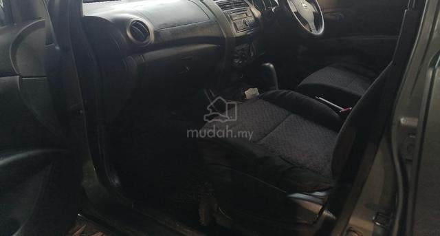 2013 Nissan GRAND LIVINA 1.6 IMPUL MC FACELIFT (A) - 2