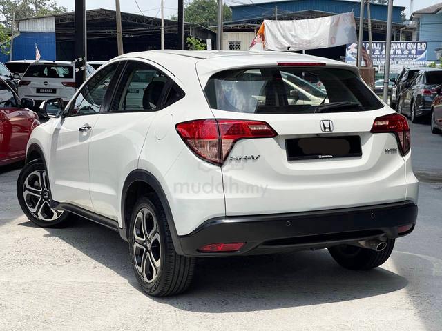 2017 Honda HR-V 1.8 V PREMIUM - 1YEARS WARRANTY - 2