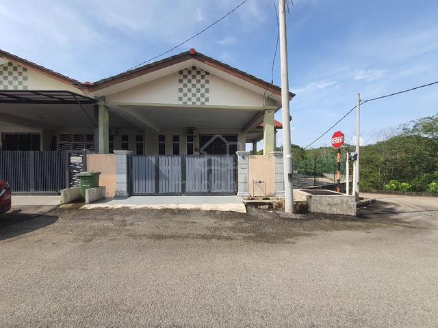 Freehold at HOT AREA (Corner Lot) -Luas di Indera Mahkota 15 , Kuantan 1