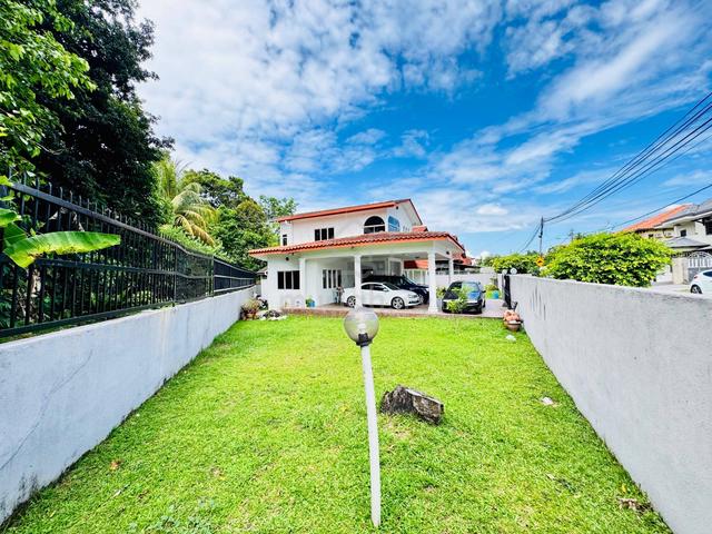 HUGE land 7059sqft 1.5 Storey Bungalow SS3 Kelana Jaya Petaling Jaya 1
