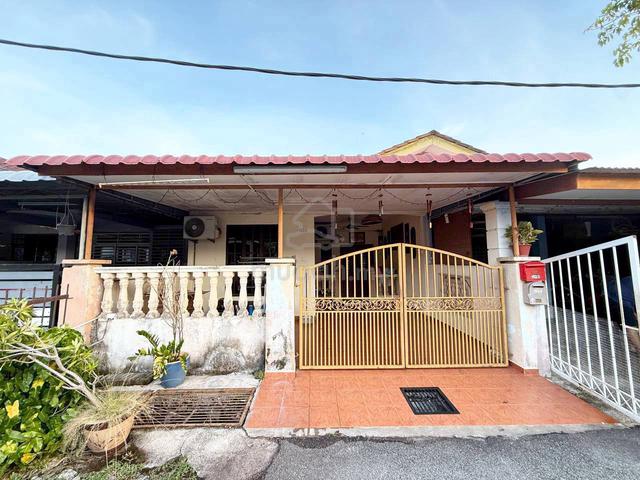 RUANG TAMU LUAS! Teres 1 Tingkat, Taman Politeknik, Port Dickson 1