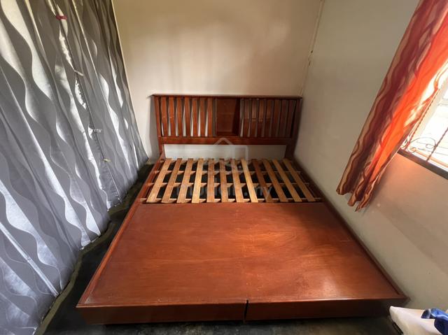 King Size Bed - Wood - photo 3 of 4