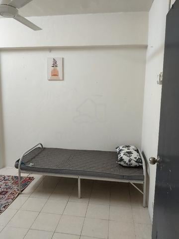 Permai Puteri Room, Ampang Jaya w direct access to AKLEH & SUKE 1