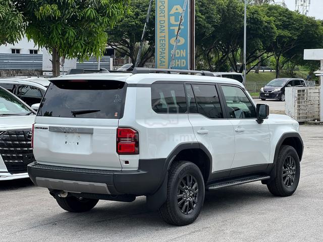 Unreg 2025 Toyota Land Cruiser 250 2.7 VX 7 Seater - 4