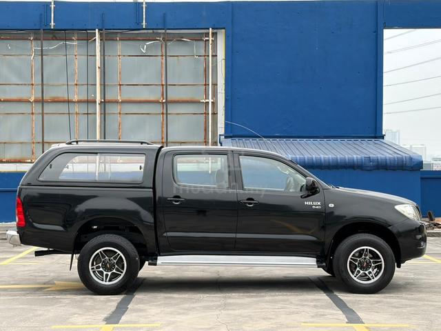 2011 Toyota HILUX 2.5 G DC 4x4 (M) - 2