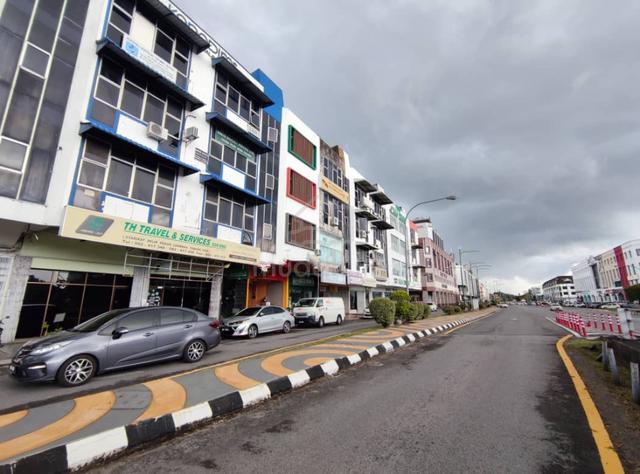 Satok Main Road 4 Storey Commercial Shoplot For Sale 1