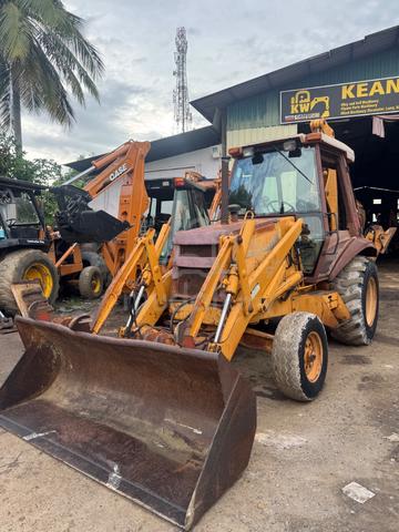Backhoe jcb case 580 k full cabin unregistered usa - photo 2 of 6
